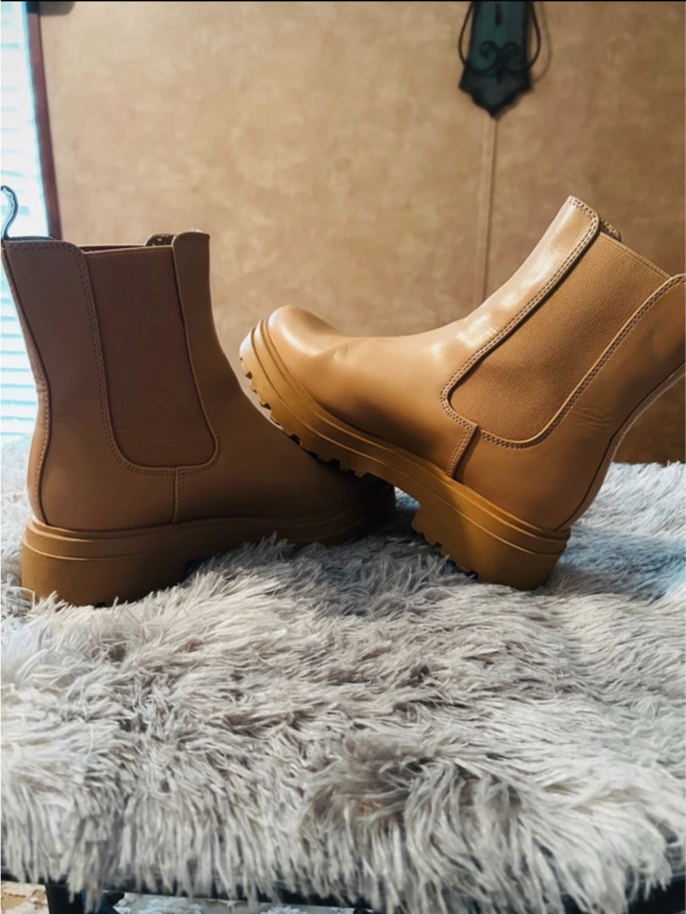 Chelsea Platform Ankle Boots in Tan